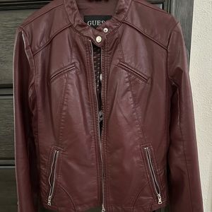 Guess vegan faux leather jacket burgundy size medium EUC